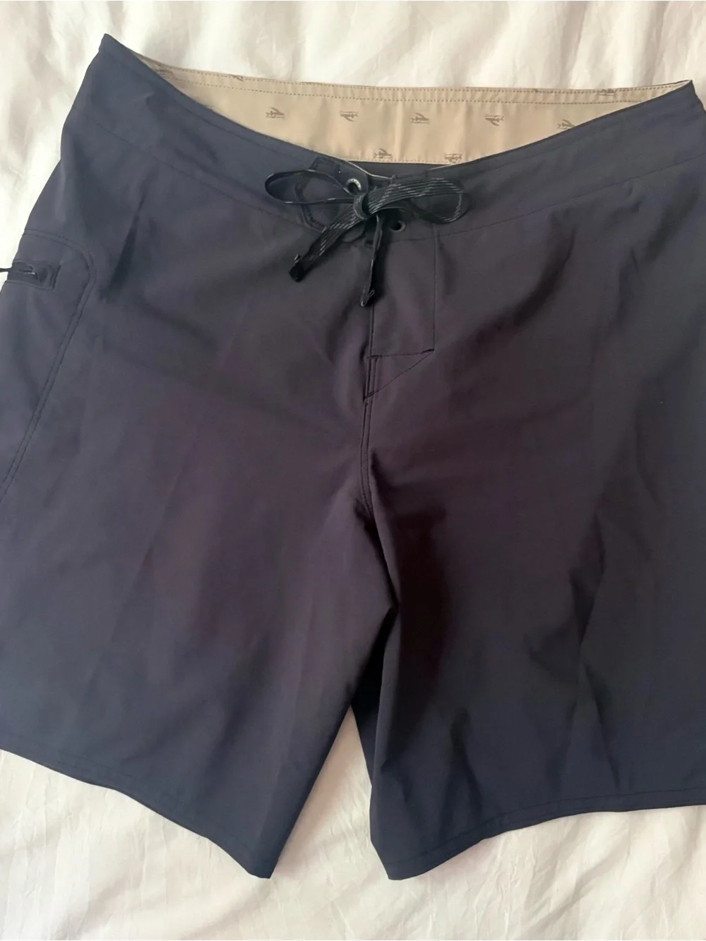Patagonia Men's Black swim trunks Boardshorts
